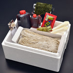 無添加製法の生そば、つゆ、薬味(ねぎ、わさび一本、のり、八幡屋礒五郎の七味)のセット